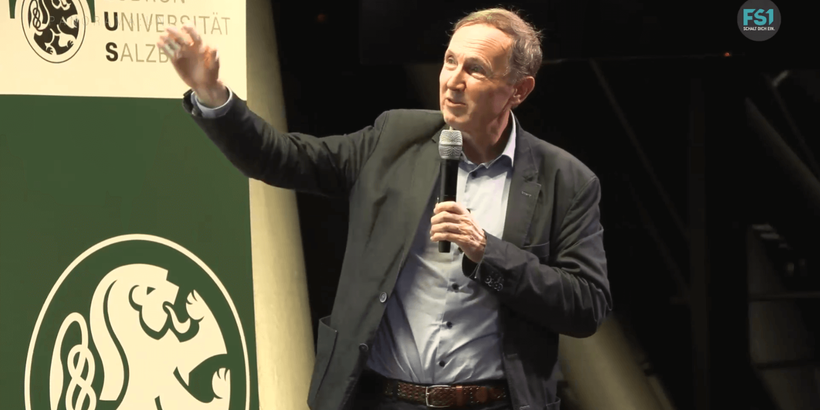 Panorama:Uni Oktober